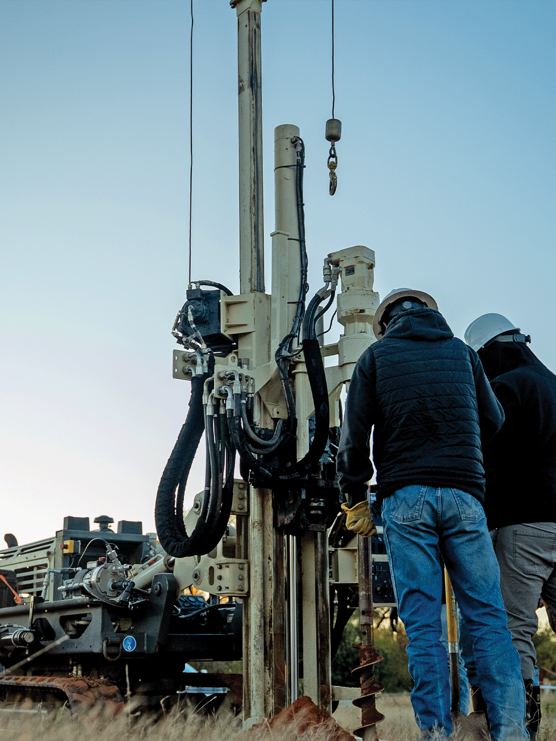 6712DT compact platform suited to squeeze under gas station canopies with capability to run solid flight augers wherever the job site requires.