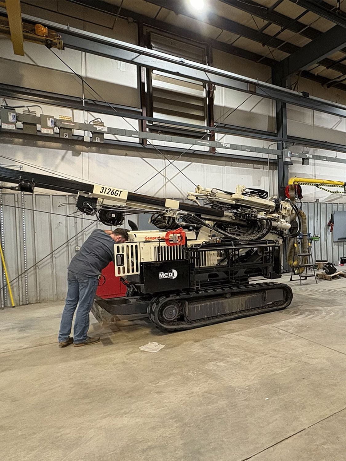 New shop area for Kansas Service Center provides an additional nearly 15,000 square feet tripling the available work space.