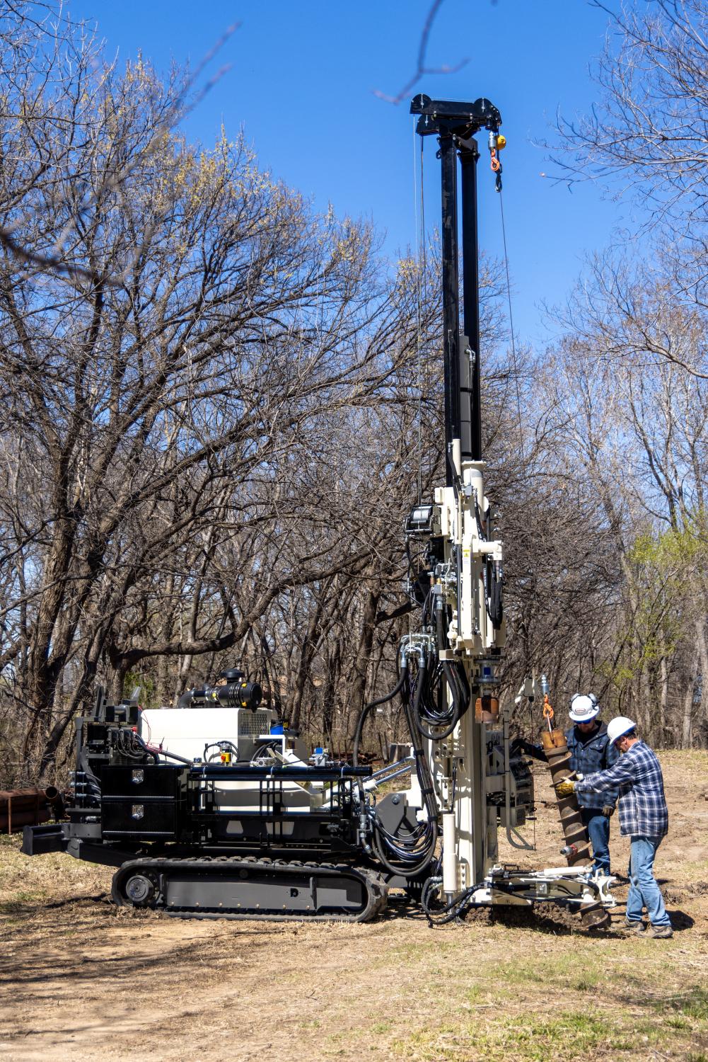 The 3135GT is the latest in our 31 series of geotechnical drill rigs by Geoprobe®. 