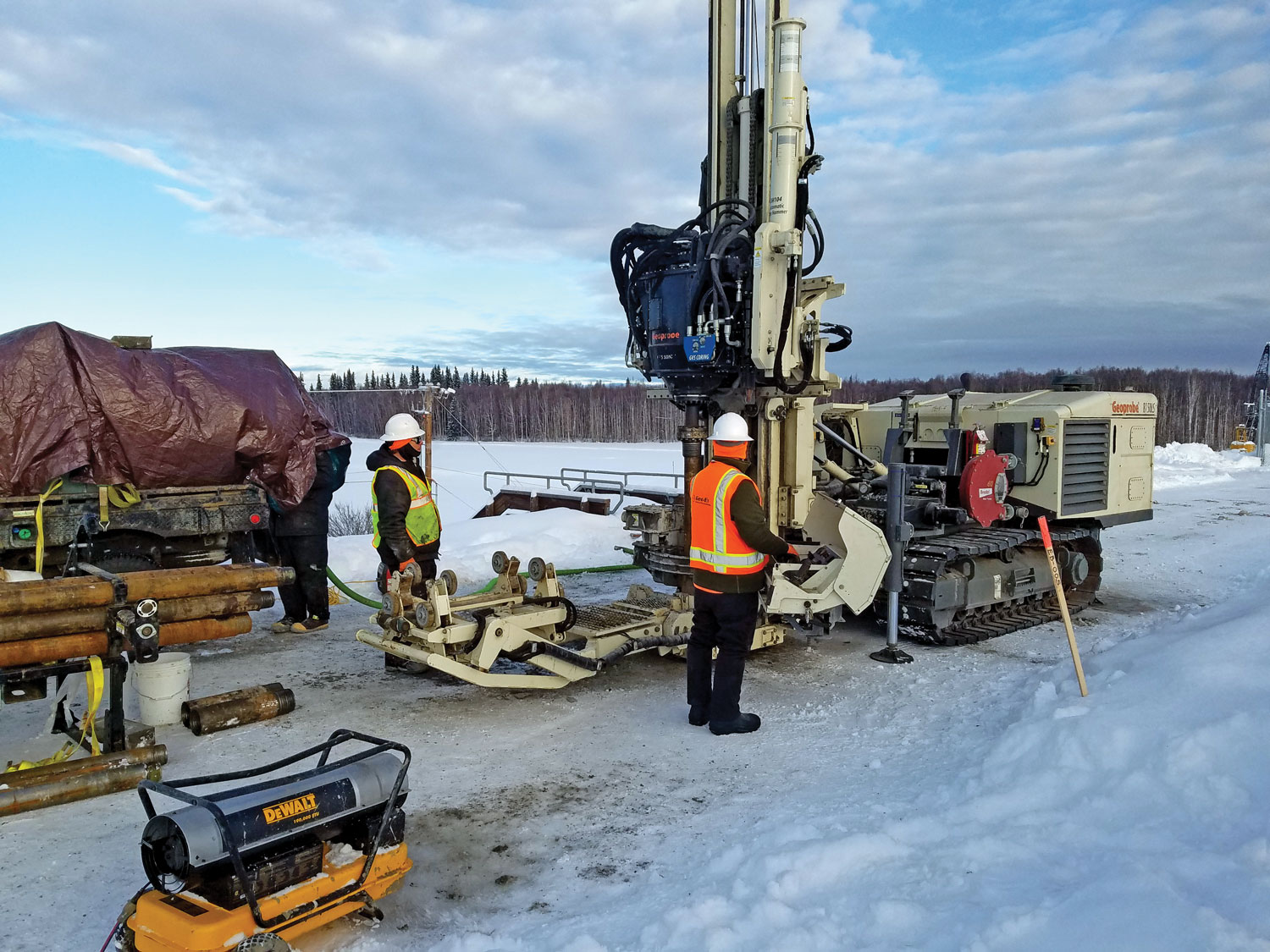 Geoprobe® 8150LS sonic drill rigs and tooling exceed performance expectations in ice-rich permafrost or glacial till of Alaska.