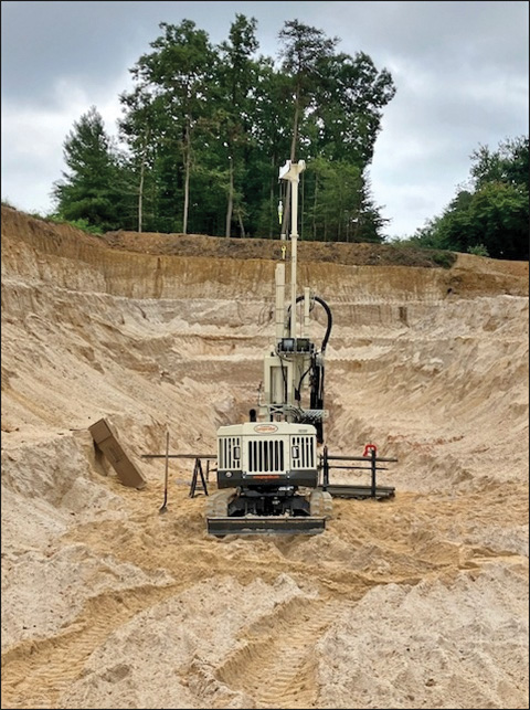 7822DT provides perfect power to size ratio to complete mineral exploration drilling on Maryland mine.