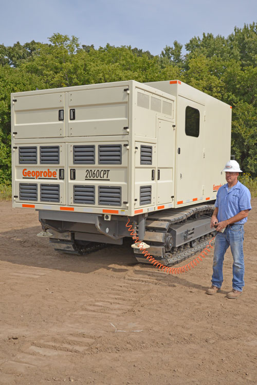 Confidently maneuver on rugged terrain or steep grades with the robust tracking system on the 2060CPT while large side door makes for easy loading of equipment.