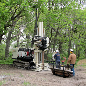 8040DT combination drill rig with direct push and hollow stem auger drilling capabilities.