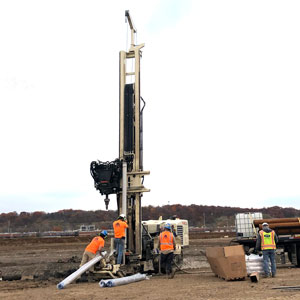 8250LS on a geotechnical drilling site